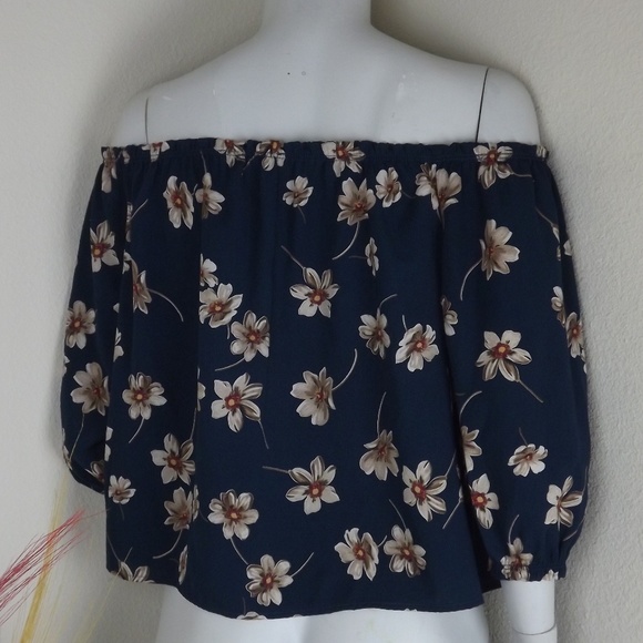 Mid Sleeved Off Shoulder Blue&Brown Floral Blouse - Picture 5 of 8